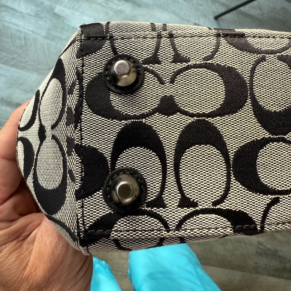Authentic Coach Black and Gray Hampton Shoulder Bag - Picture 11 of 11